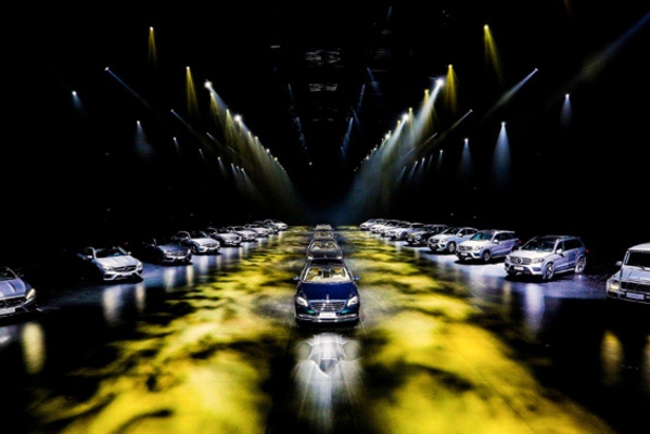 新一代梅赛德斯-奔驰S级轿车震撼上市