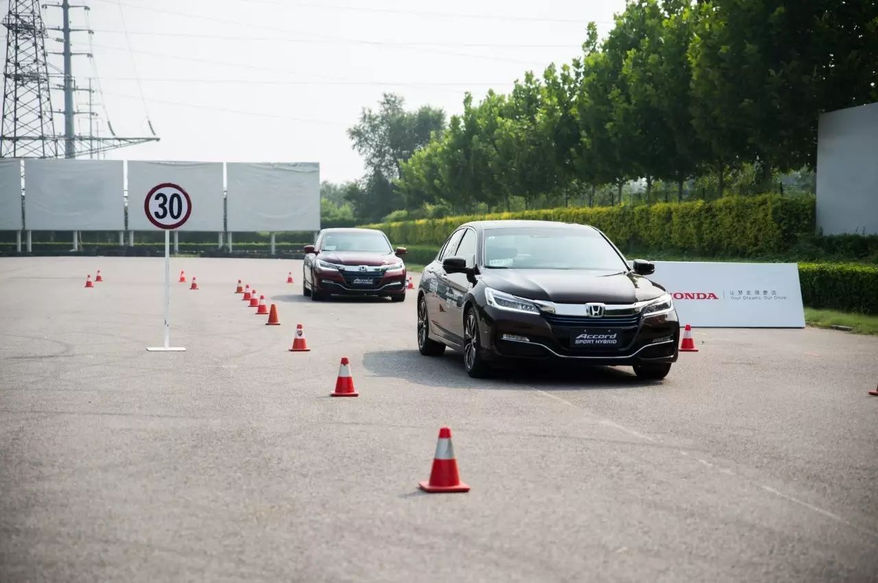 一箱油跑了近1900公里,究竟是怎么做到的?