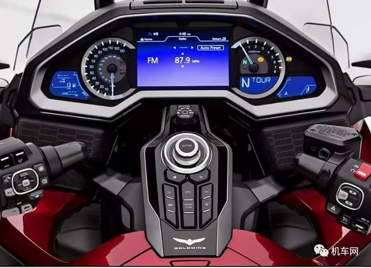 休旅之王再度进化,2018款本田金翼曝光!