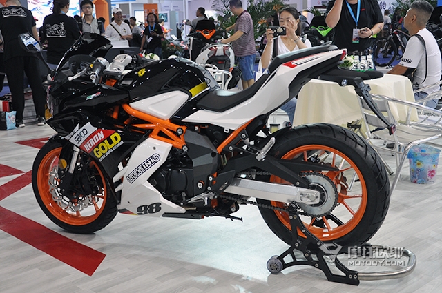 新国货时代:创台车业T10、GP2摩博会双箭齐发