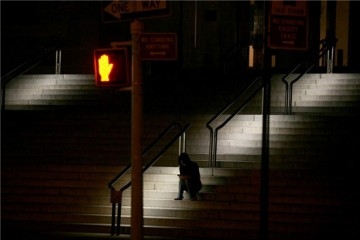 燃油车的“丧钟”是否该由政府来敲？