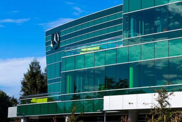 奔驰高管:纯电动汽车在美国销量占比很快将达25%