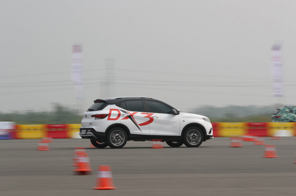 东南DX双雄出击 2017中国量产车性能大赛大丰