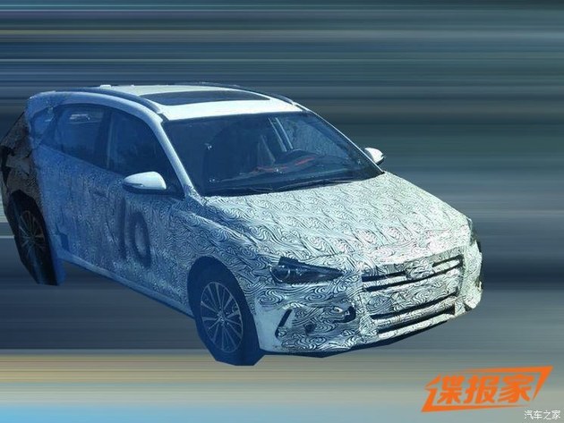 全新悦动两厢车型最新谍照 非常的使用