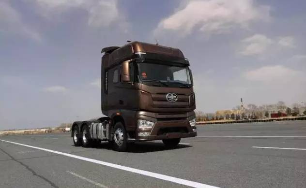 解放J7无人模式测试,未来或许真的不需要司机