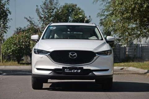 20万选SUV哪家强，日产还是马自达？同样的价位谁丑谁尴尬