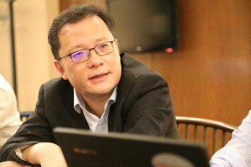 挥手东风标致，李海港的离开不仅是一次告别