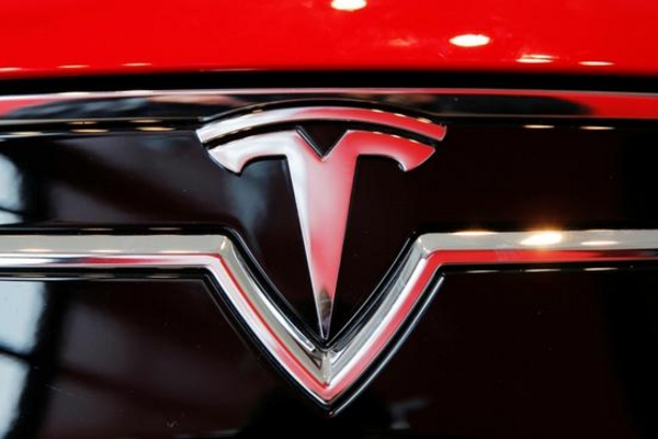 英特尔取代英伟达成特斯拉信息娱乐系统新合作方