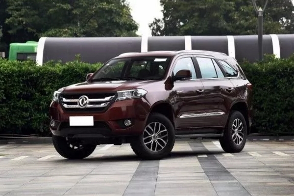 每日车事：柴油非承载七座硬汉，不到12万带走！