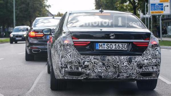 明年亮相/大灯升级 宝马新款7系海外路试