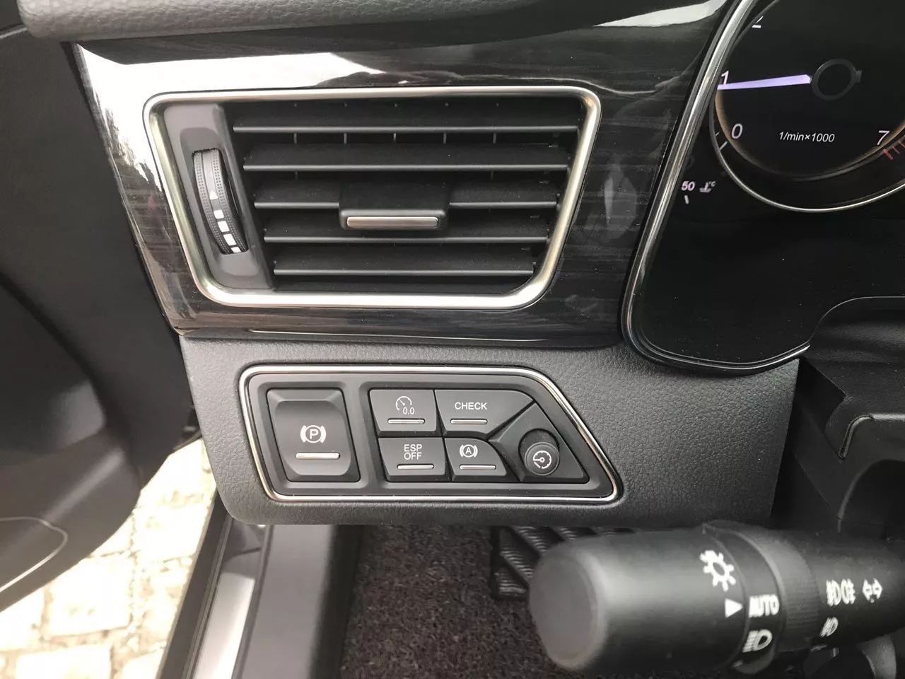 新款红旗H7,抛开情怀还剩下什么?