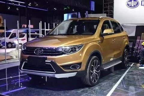 一汽多年终于顿悟 推森雅R7 1.5T 售价7万起步