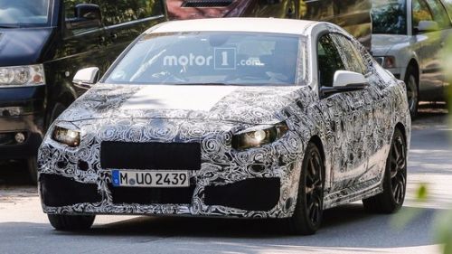 宝马又少一台后驱车 全新2系谍照曝光