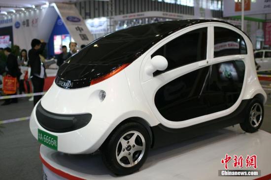 新能源汽车获政策助推 核心技术及设施仍是难题