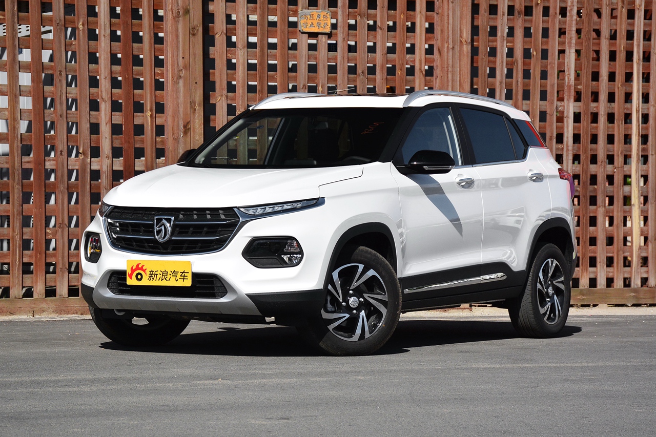 开哪款最有面 新款幻速S2 PK 新款宝骏510