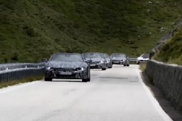 宝马i8 Roadster敞篷纯电续航里程为硬顶版两倍