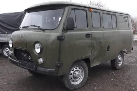 战斗民族果然强悍！越野车都能改成“飞船”