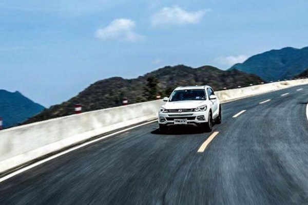 仅一年车主就和它成“老铁”！超大空间配2.0T，才不到10万