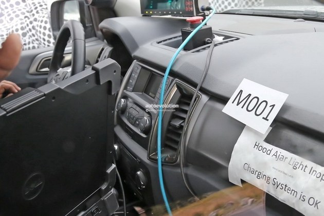 福特全新Ranger谍照曝光 或2018年亮相