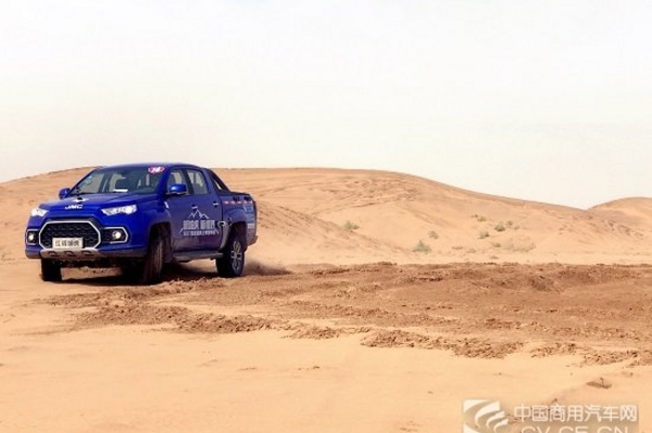 售价13.26万元起 全领域SUV级高端皮卡江铃域虎上市