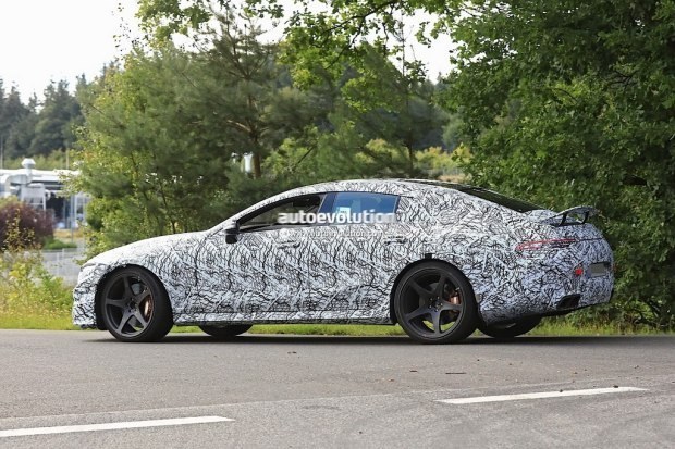 或命名为AMG GT4 量产版明年3月将亮相