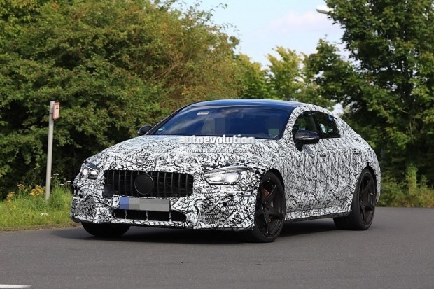 或命名为AMG GT4 量产版明年3月将亮相