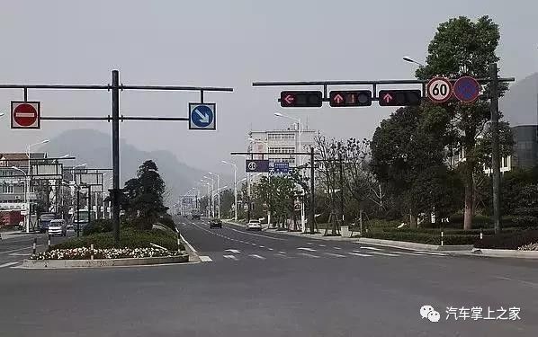 0DUc-fymrcpu8259490.jpg