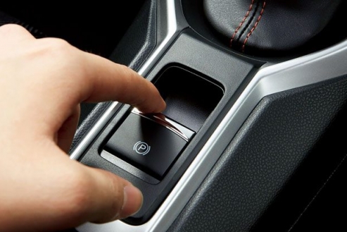 人人车告诉您电子手刹这个配置都有哪些优缺点