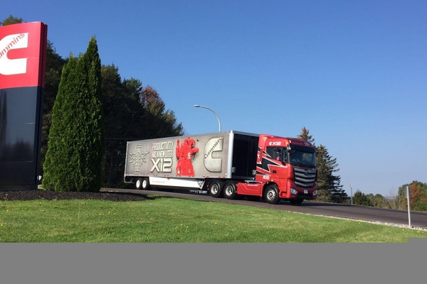 福田欧曼EST超级卡车PK美国肯沃斯强强对抗谁是赢家？