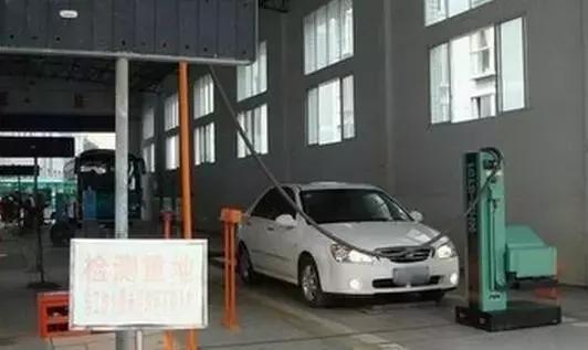 车辆报废新规出台,这种车只能开8年,你的车还