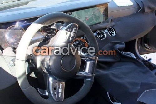 家族式双屏 AMG GT四门量产版内饰曝光