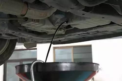 为什么隔5千公里就一定要保养一次呢？