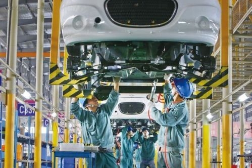 汽车板块连涨继续:新能源车新政能释放多少红利