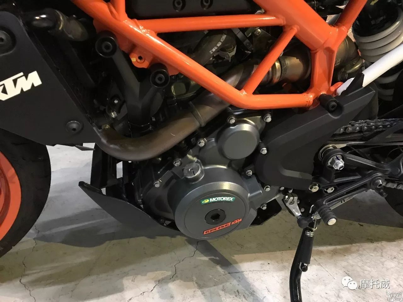 17 小黄车KTM 390Duke