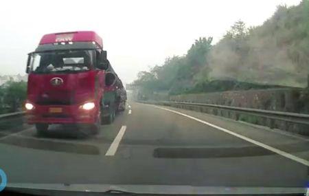 路遇大货车不要慌,牢记这几条保平安