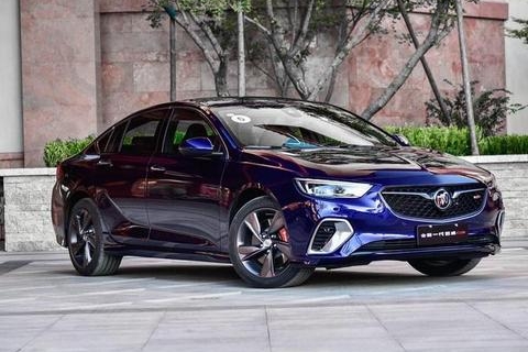 当别克新君威遇到蒙迪欧，两款时尚轿车谁更强？除了运动还有啥