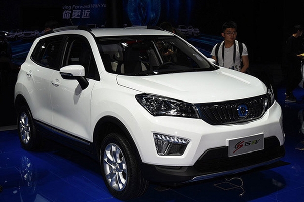 长安CS15EV/新逸动EV、PHEV 19日将上市