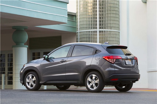 SUV猛烈攻势下,轿车如何另觅新生?