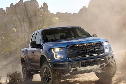 福特F-150最强对手来华，看6.2L V8+8AT如何在沙漠中潇洒！