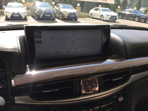 不再犹豫地订车,雷克萨斯LX 570巅峰限量版。