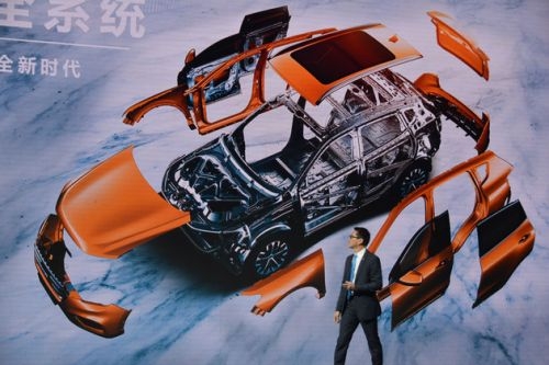 哈弗H6接受中国品牌SUV首次最严翻滚试验