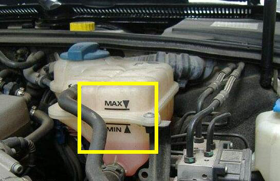 冷却液液位经常忽高忽低 这事儿正常吗?