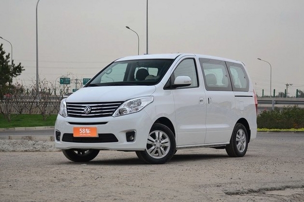 风行F600L 2.0L舒适型上市 售9.39万元