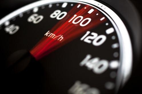 同样的车别人开5个油，为什么你开就要10个油？