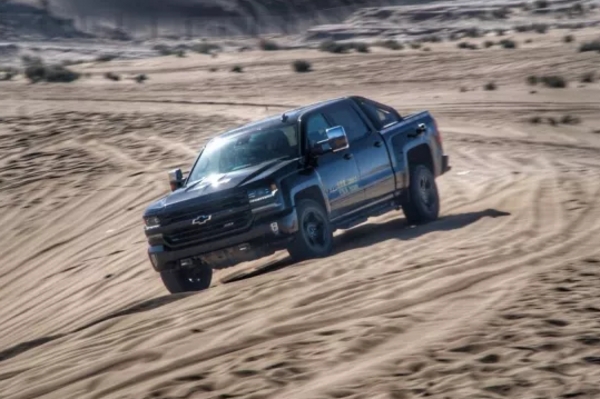越野车算什么！这些硬货能带你在沙漠上“飞”