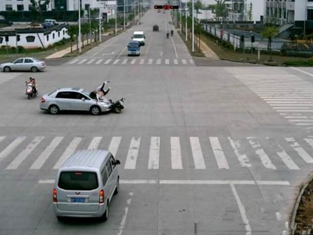 [转帖]全国首例电瓶车闯红灯被判全责 车主们留