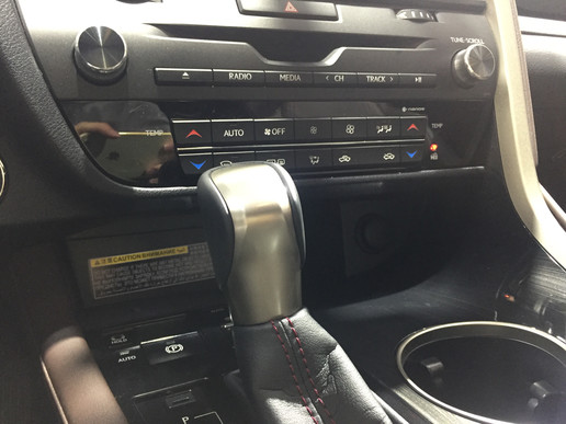 还是以前的凌志吗?体验RX200T。