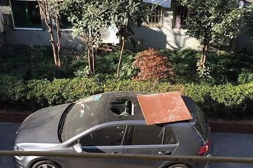 车停好后，经常回来发现车被刮？聪明的车主都这样做