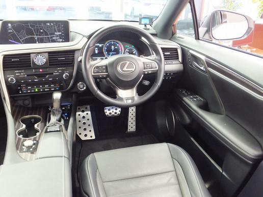 还是以前的凌志吗?体验RX200T。