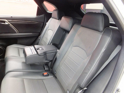 还是以前的凌志吗?体验RX200T。